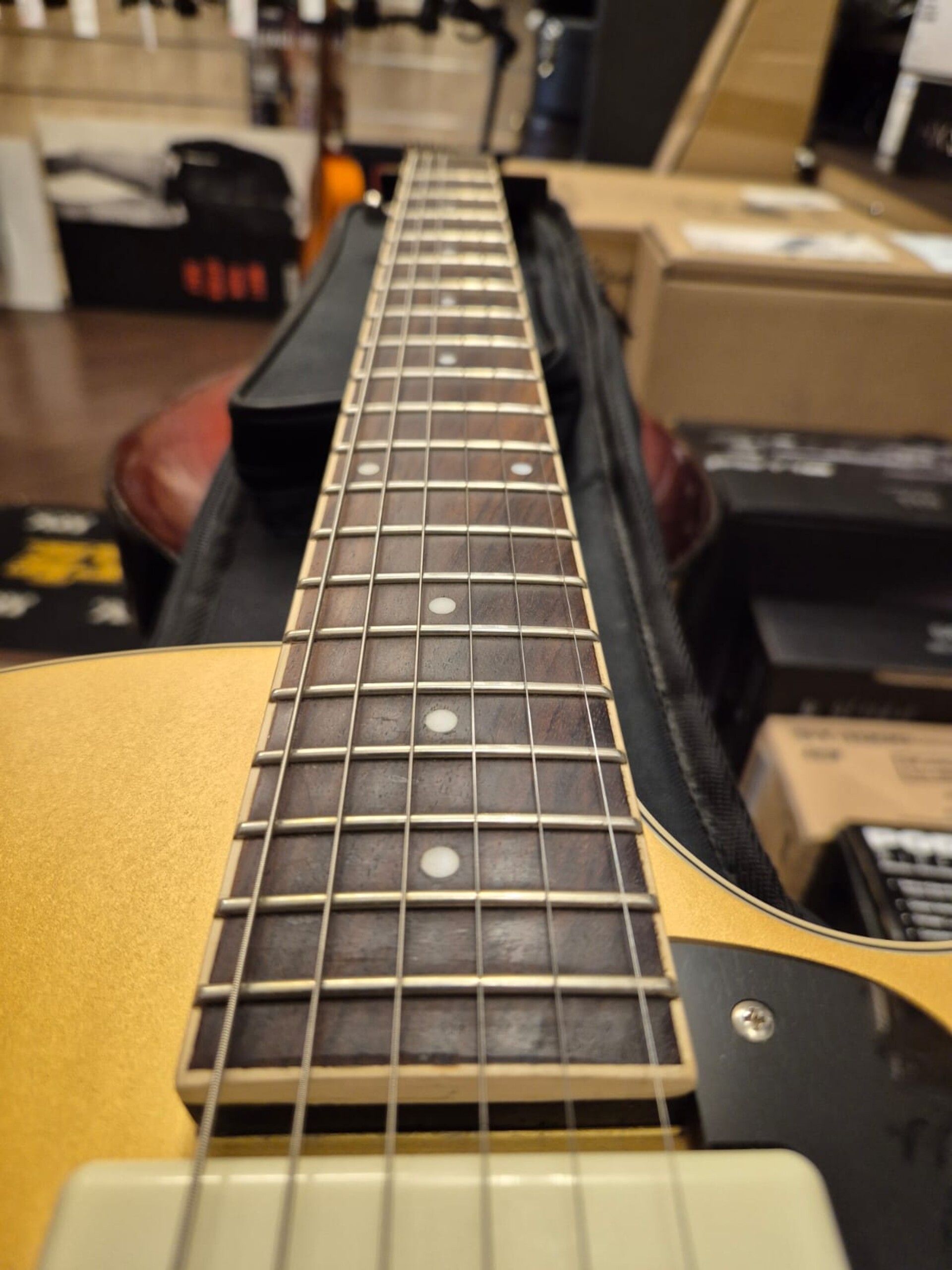 GUILD STARFIRE I JET 90 GOLD TOP