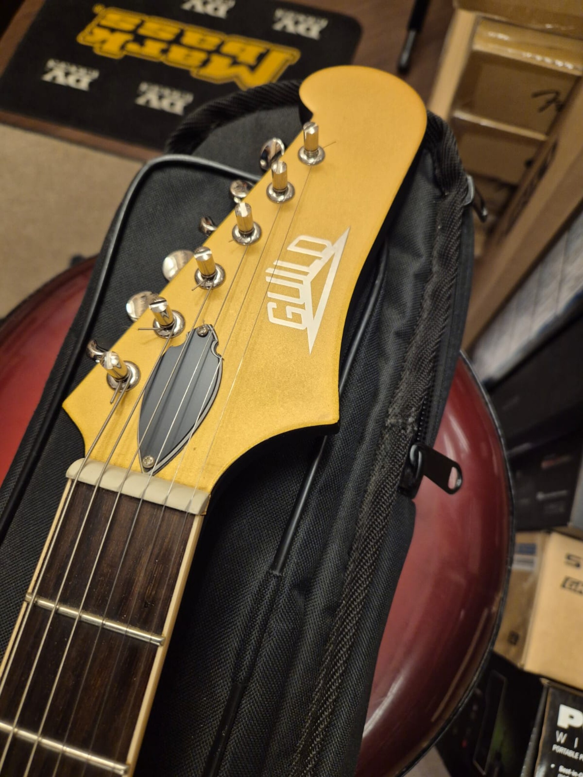 GUILD STARFIRE I JET 90 GOLD TOP
