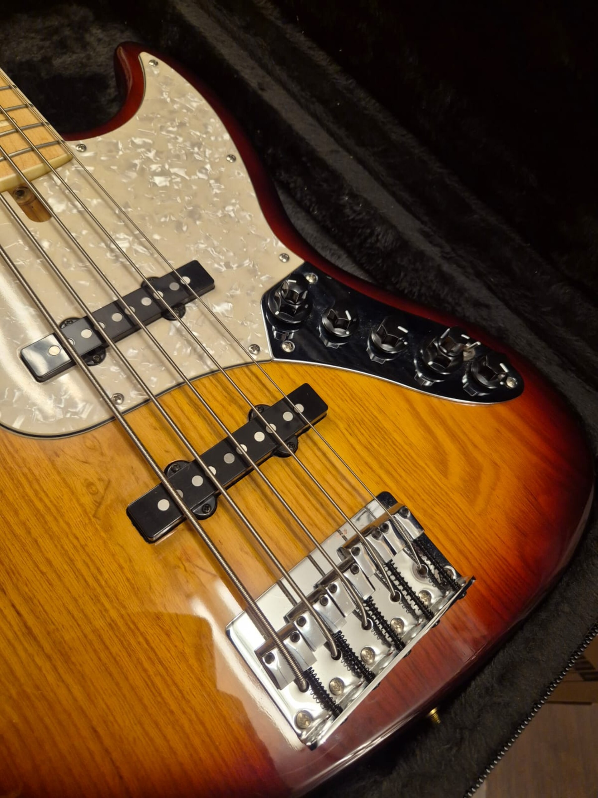 SIRE V7 MARCUS MILLER 5 CORDE