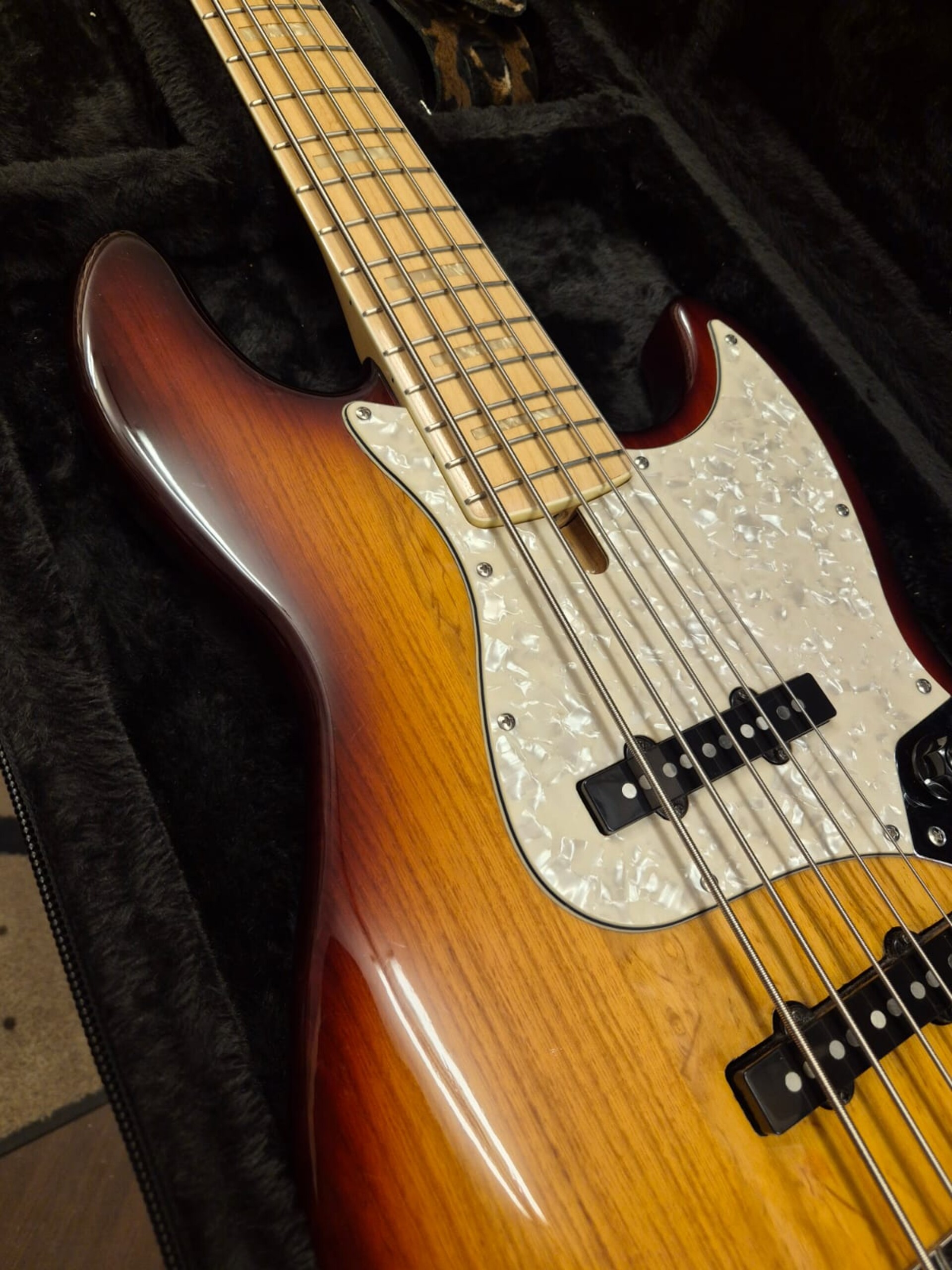 SIRE V7 MARCUS MILLER 5 CORDE