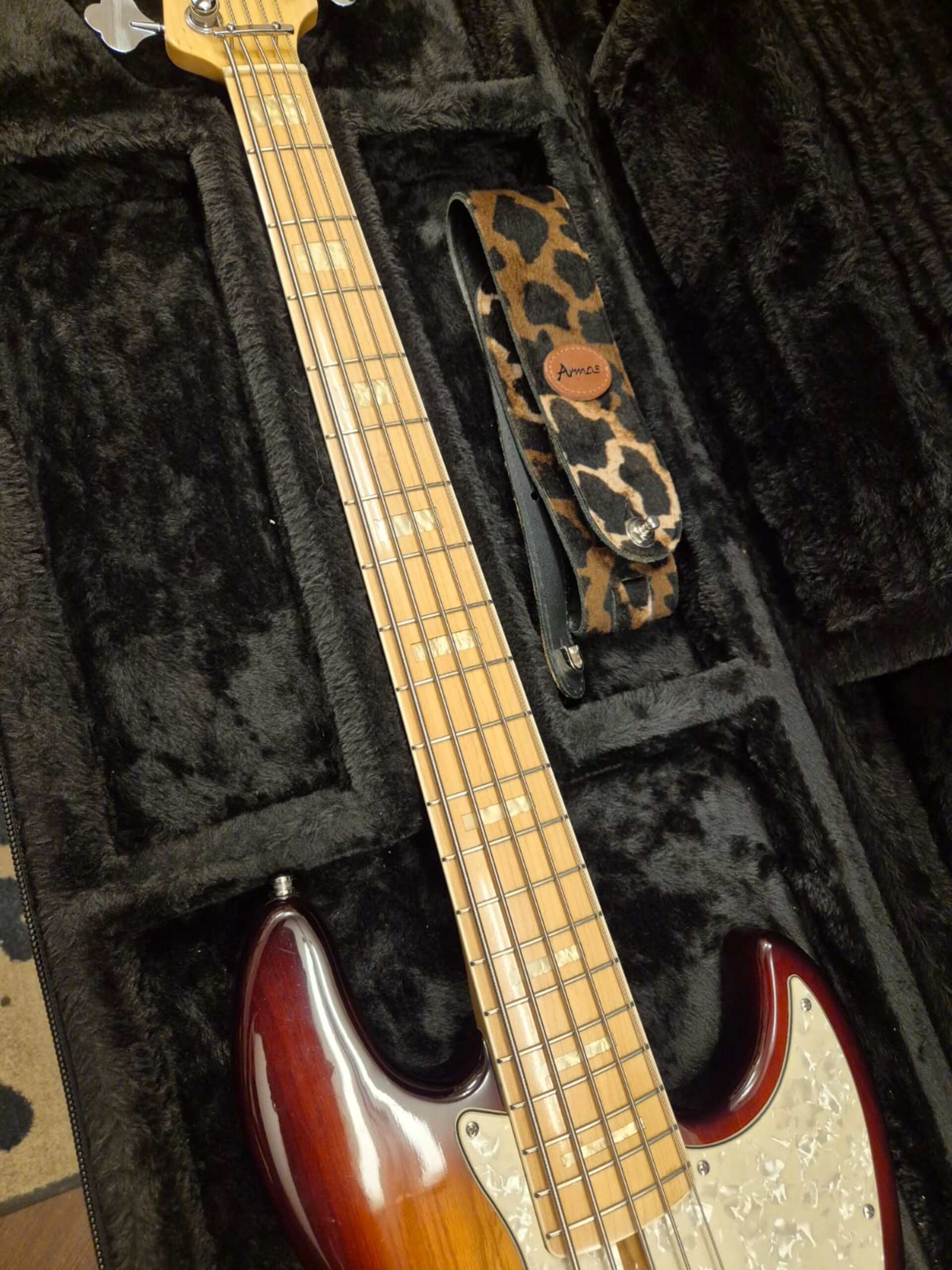 SIRE V7 MARCUS MILLER 5 CORDE