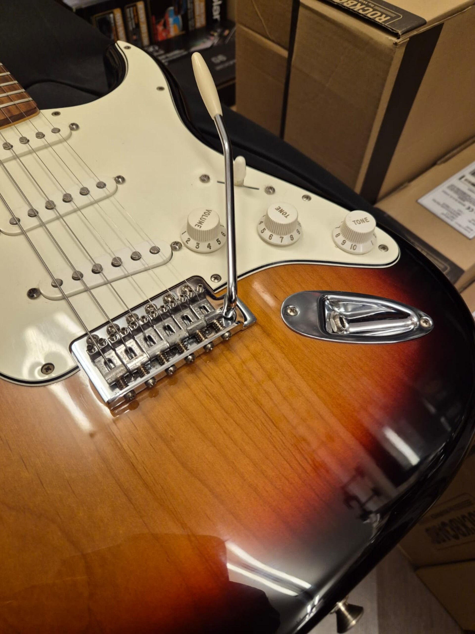 FENDER STANDARD MEXICO STRATOCASTER 2017 SUNBURST