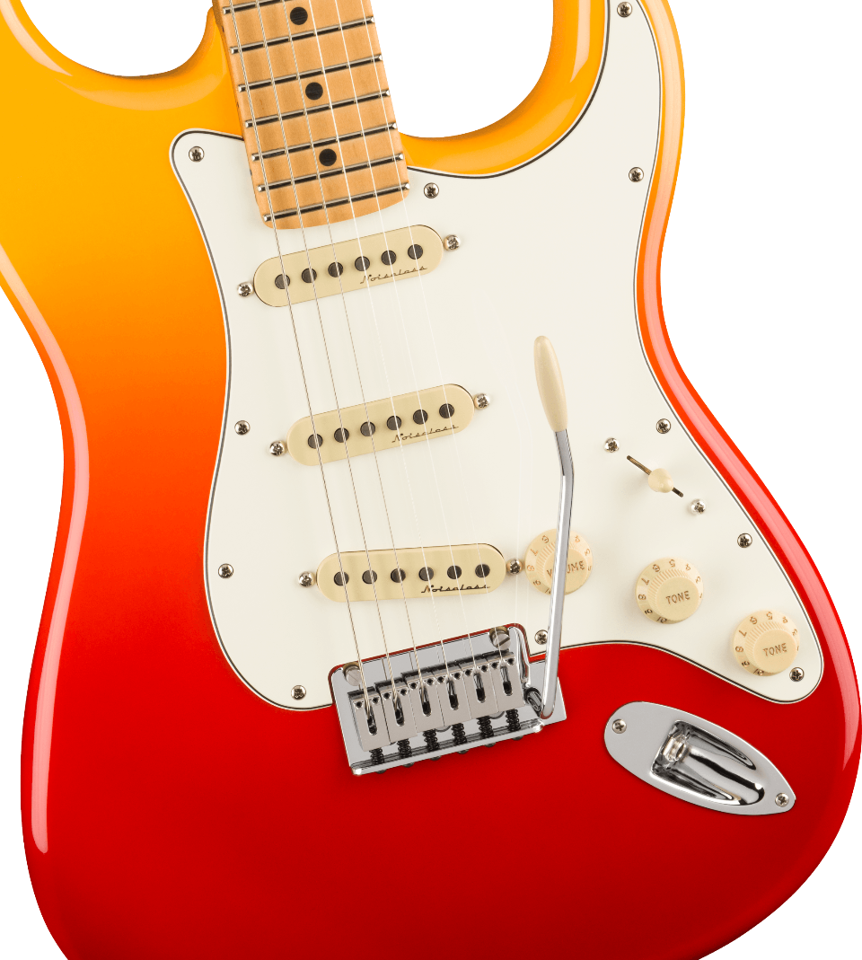 FENDER PLAYER PLUS STRATOCASTER SSS MN TEQUILA SUNRISE