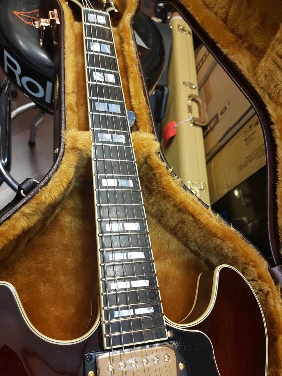 YAMAHA SA2200 BS BROWN SUNBURST