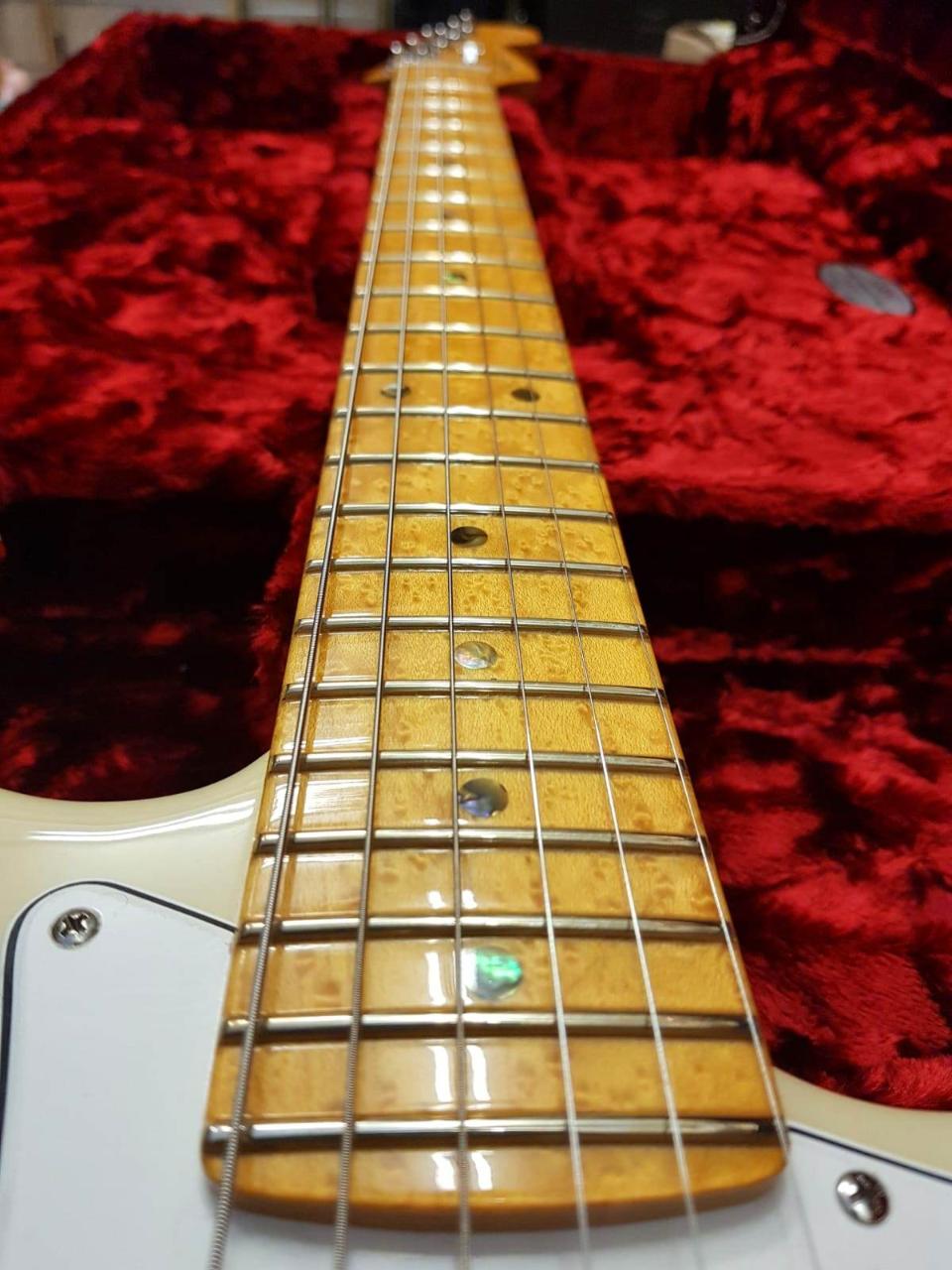 FENDER CUSTOM SHOP AMERICAN CUSTOM STRATOCASTER NOS VINTAGE BLONDE
