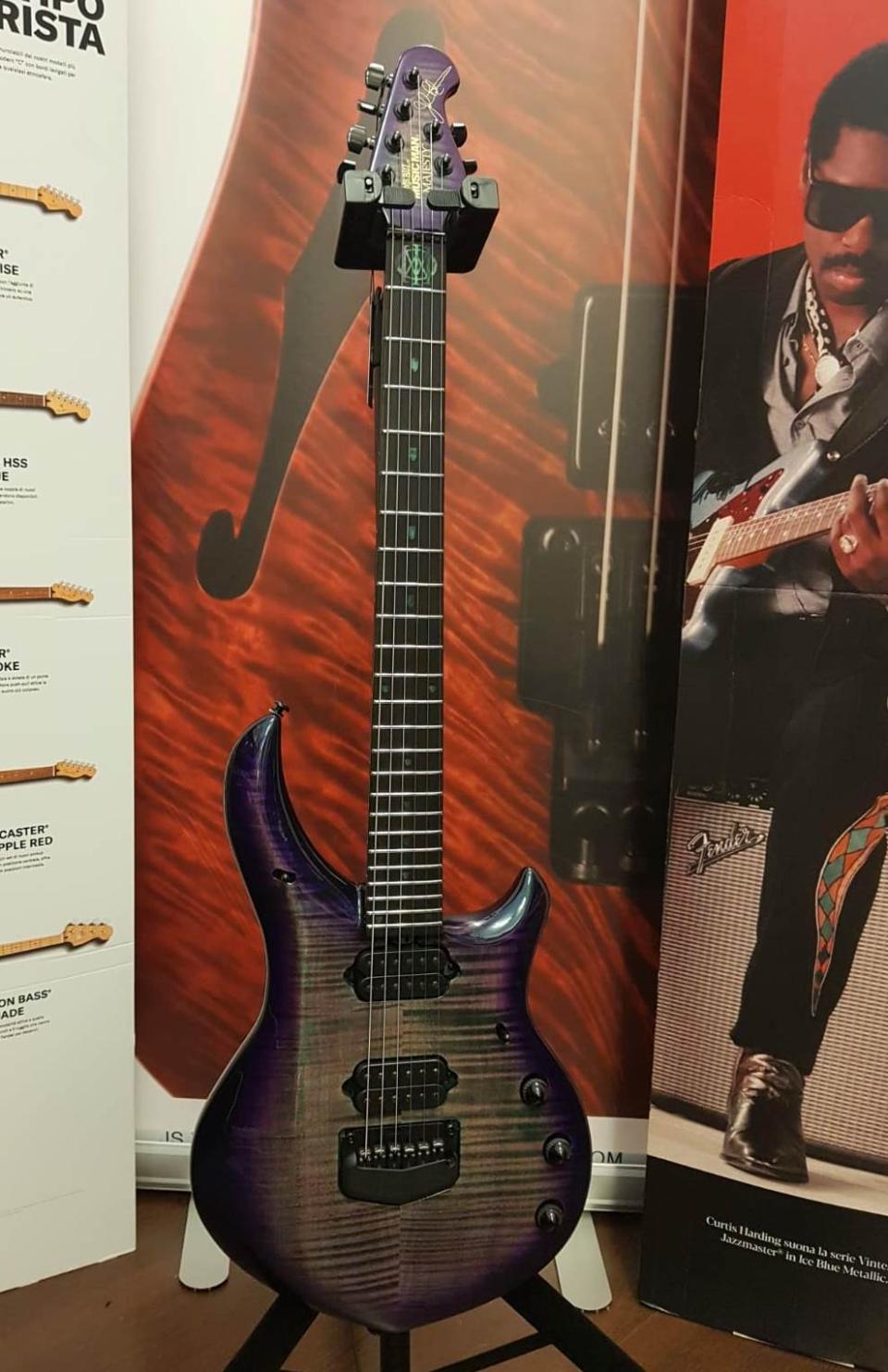 MUSIC MAN MAJESTY JOHN PETRUCCI SIGNATURE FLAME MAPLE TOP CRYSTAL AMETHYST LTD EDITION 2023 N.46/125