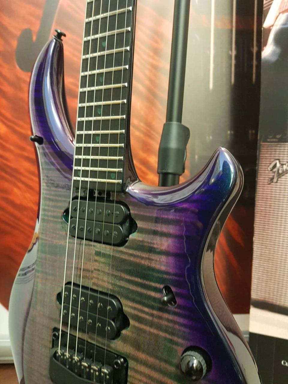 MUSIC MAN MAJESTY JOHN PETRUCCI SIGNATURE FLAME MAPLE TOP CRYSTAL AMETHYST LTD EDITION 2023 N.46/125