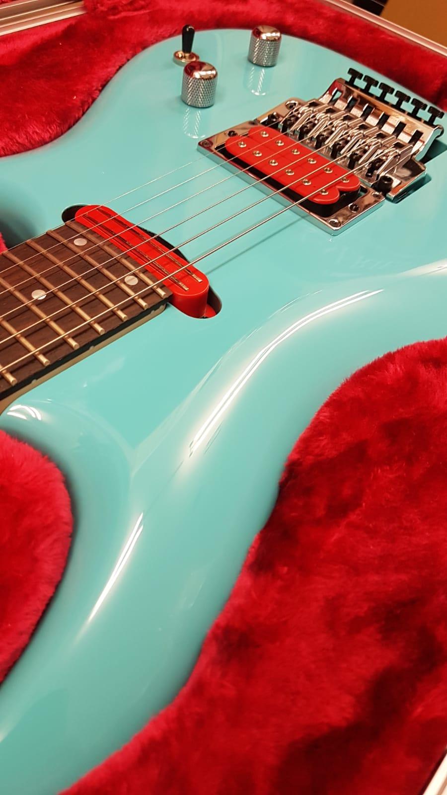 IBANEZ JS2410 SYB SKY BLUE SATRIANI DIGNATURE