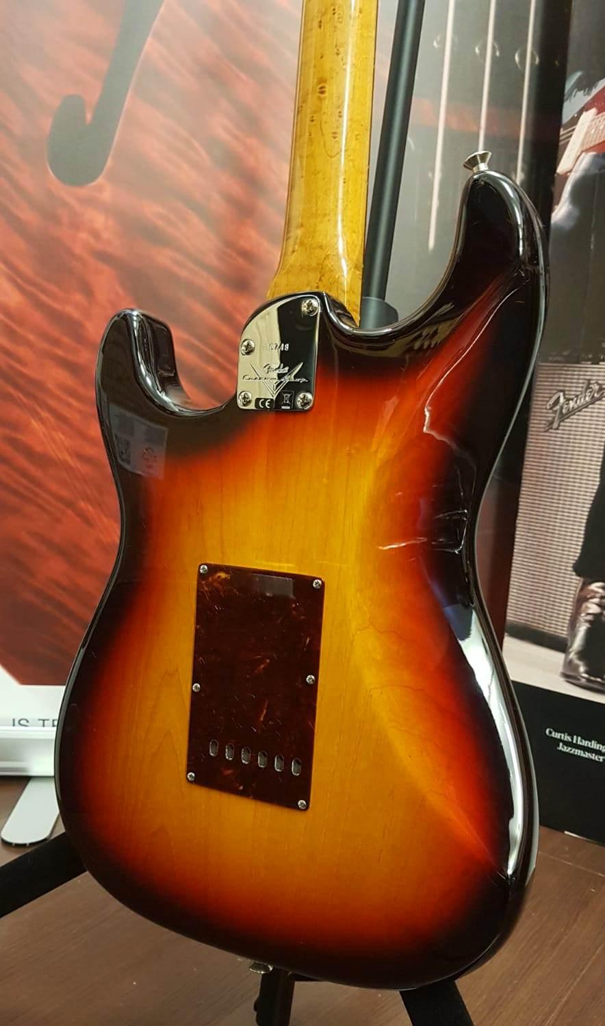 Fender Custom Shop American Custom Stratocaster NOS Rosewood Fingerboard Chocolate 3-Color Sunburst