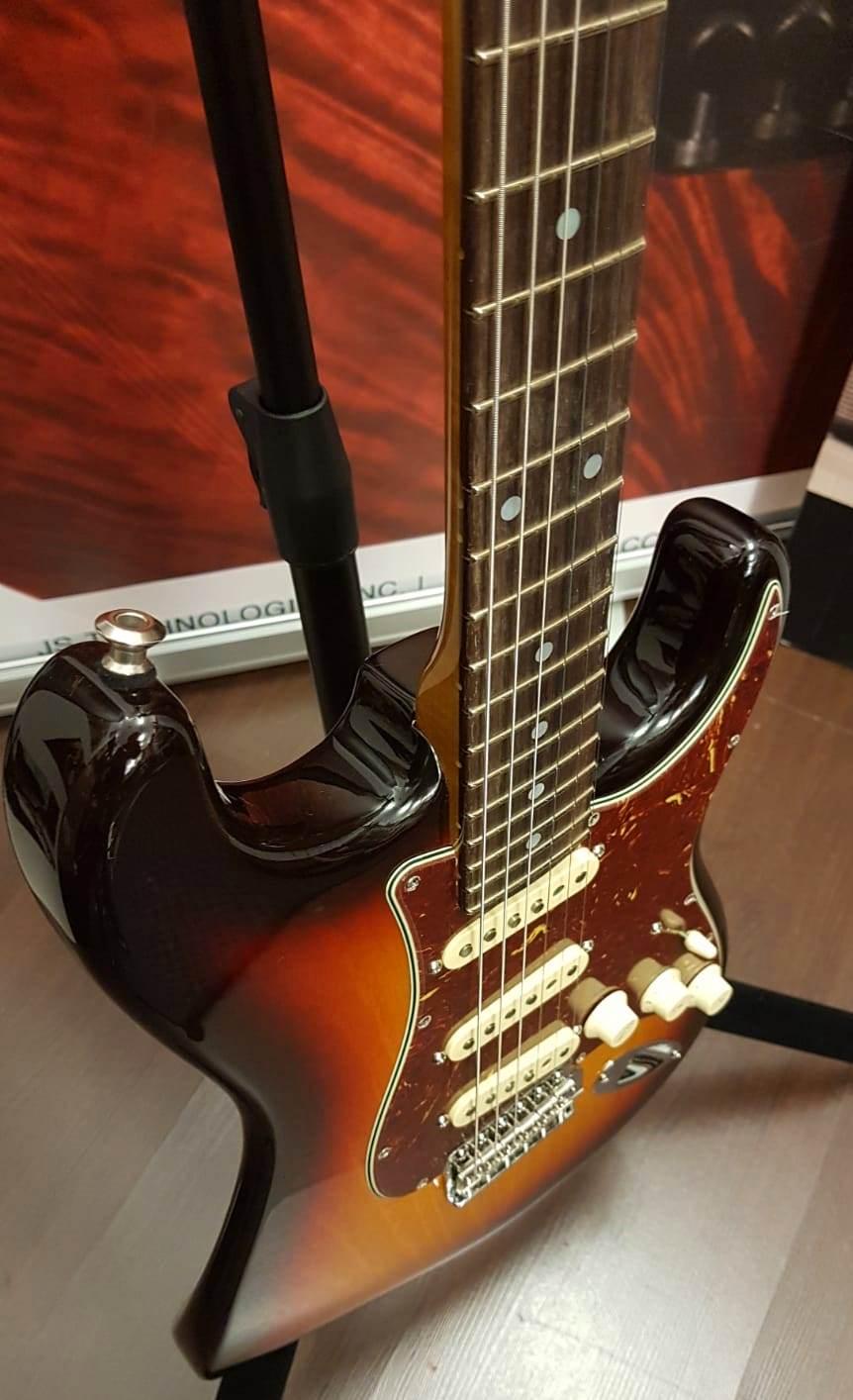 Fender Custom Shop American Custom Stratocaster NOS Rosewood Fingerboard Chocolate 3-Color Sunburst