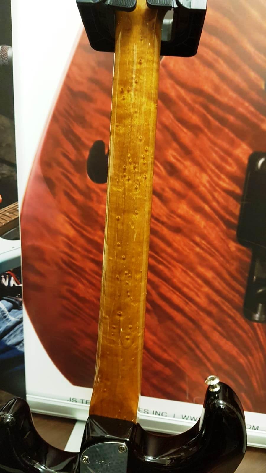 Fender Custom Shop American Custom Stratocaster NOS Rosewood Fingerboard Chocolate 3-Color Sunburst
