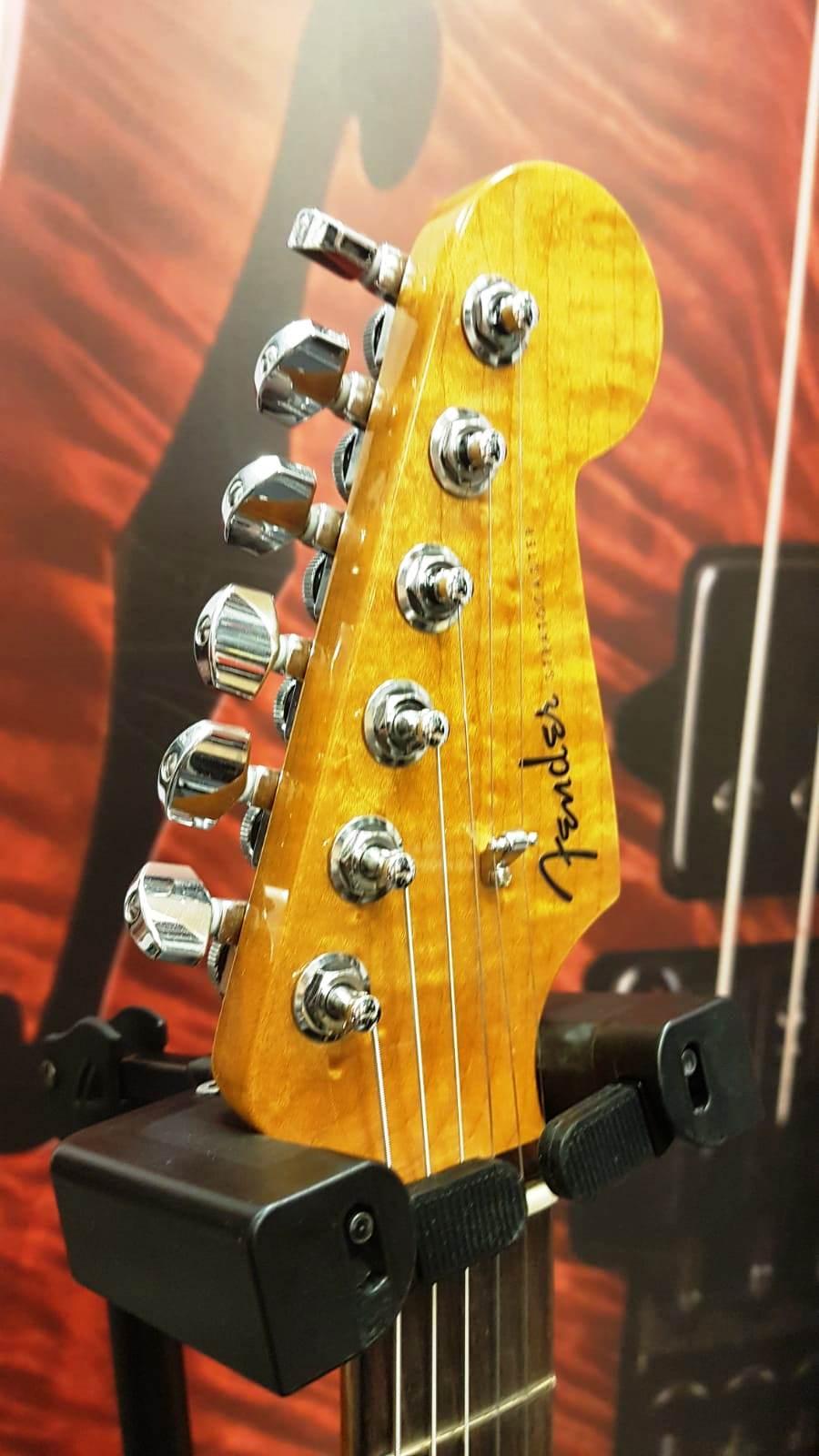 Fender Custom Shop American Custom Stratocaster NOS Rosewood Fingerboard Chocolate 3-Color Sunburst