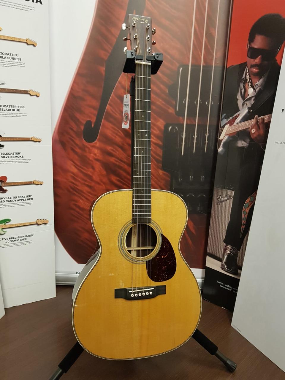 MARTIN OM28E REIMAGINED L.R BAGGS ANTHEM