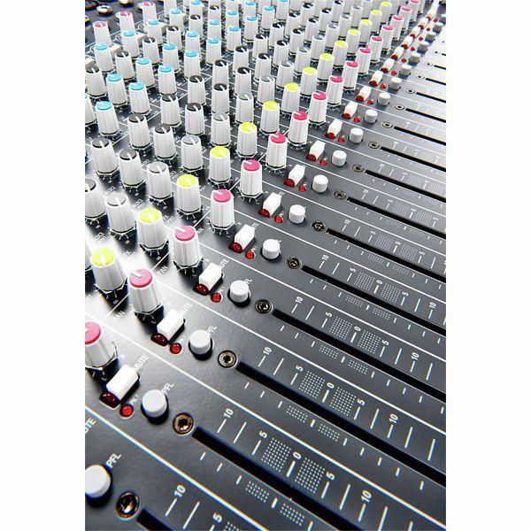 ALLEN & HEATH ZED22FX