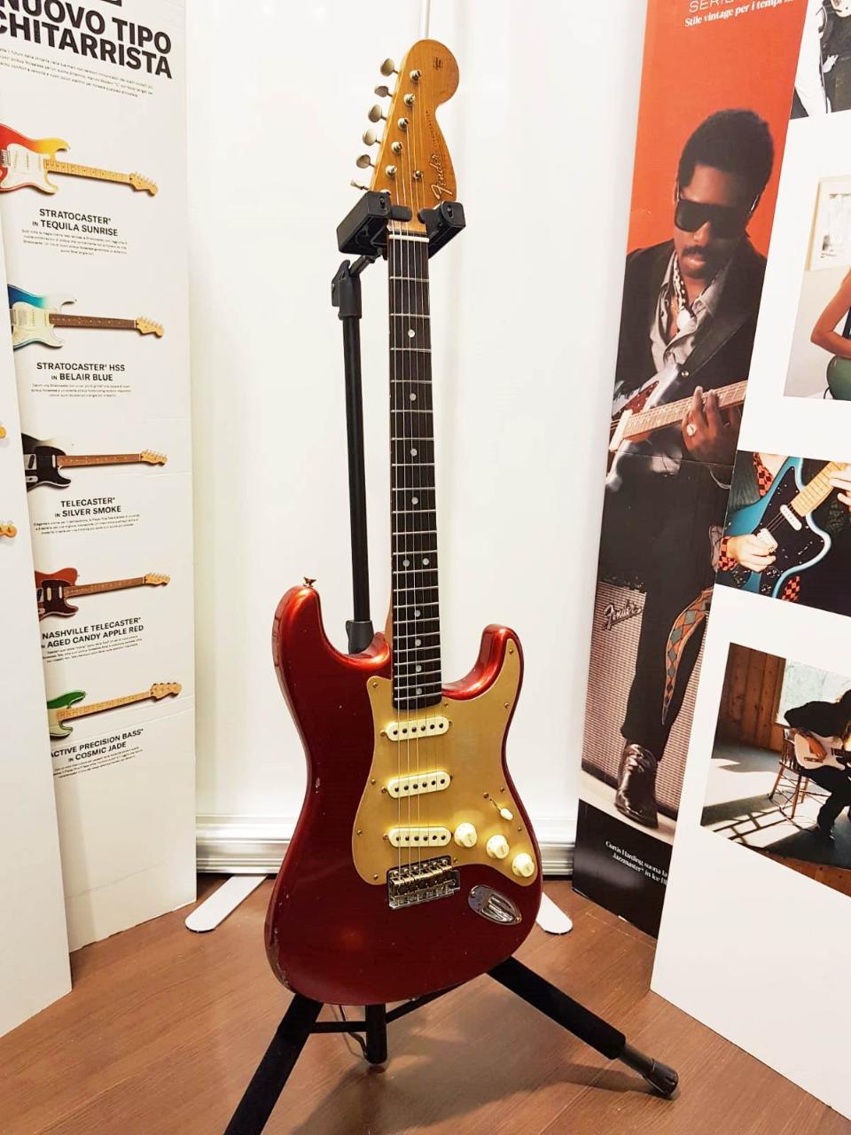 FENDER CUSTOM SHOP LTD STRATOCASTER "BIG HEAD" RELIC RW AGED CANDY APPLE