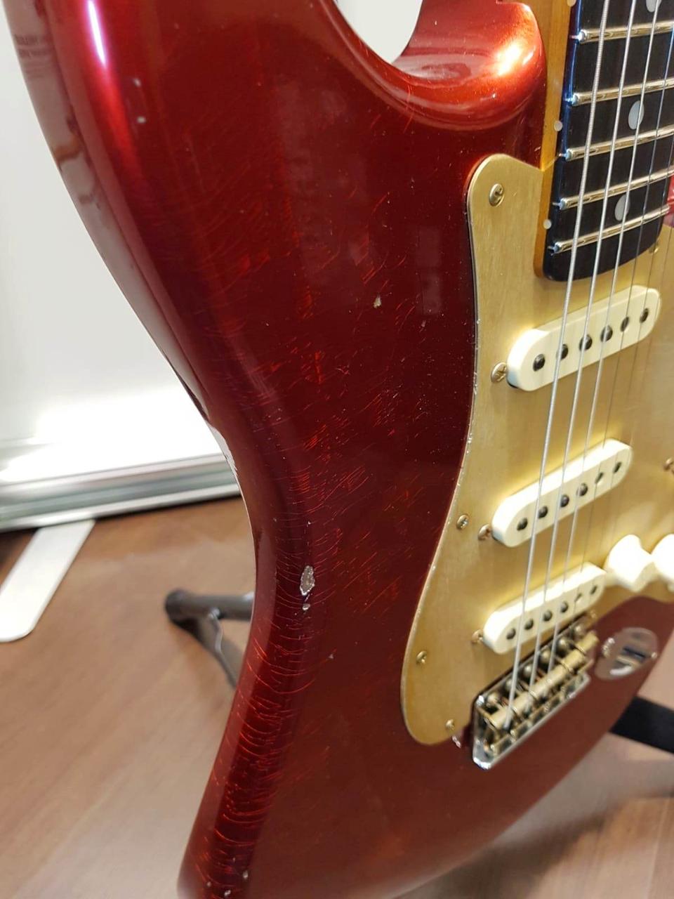 FENDER CUSTOM SHOP LTD STRATOCASTER "BIG HEAD" RELIC RW AGED CANDY APPLE