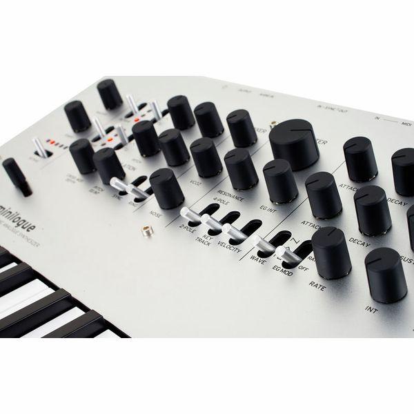 KORG MINILOGUE