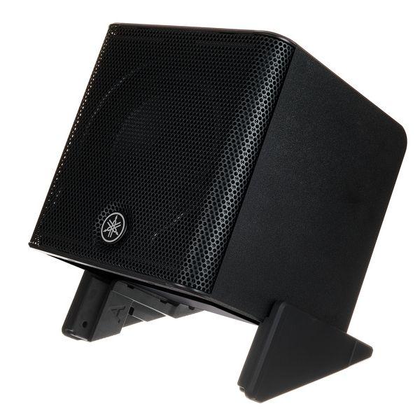 YAMAHA STAGEPAS 200BTR CON BATTERIA
