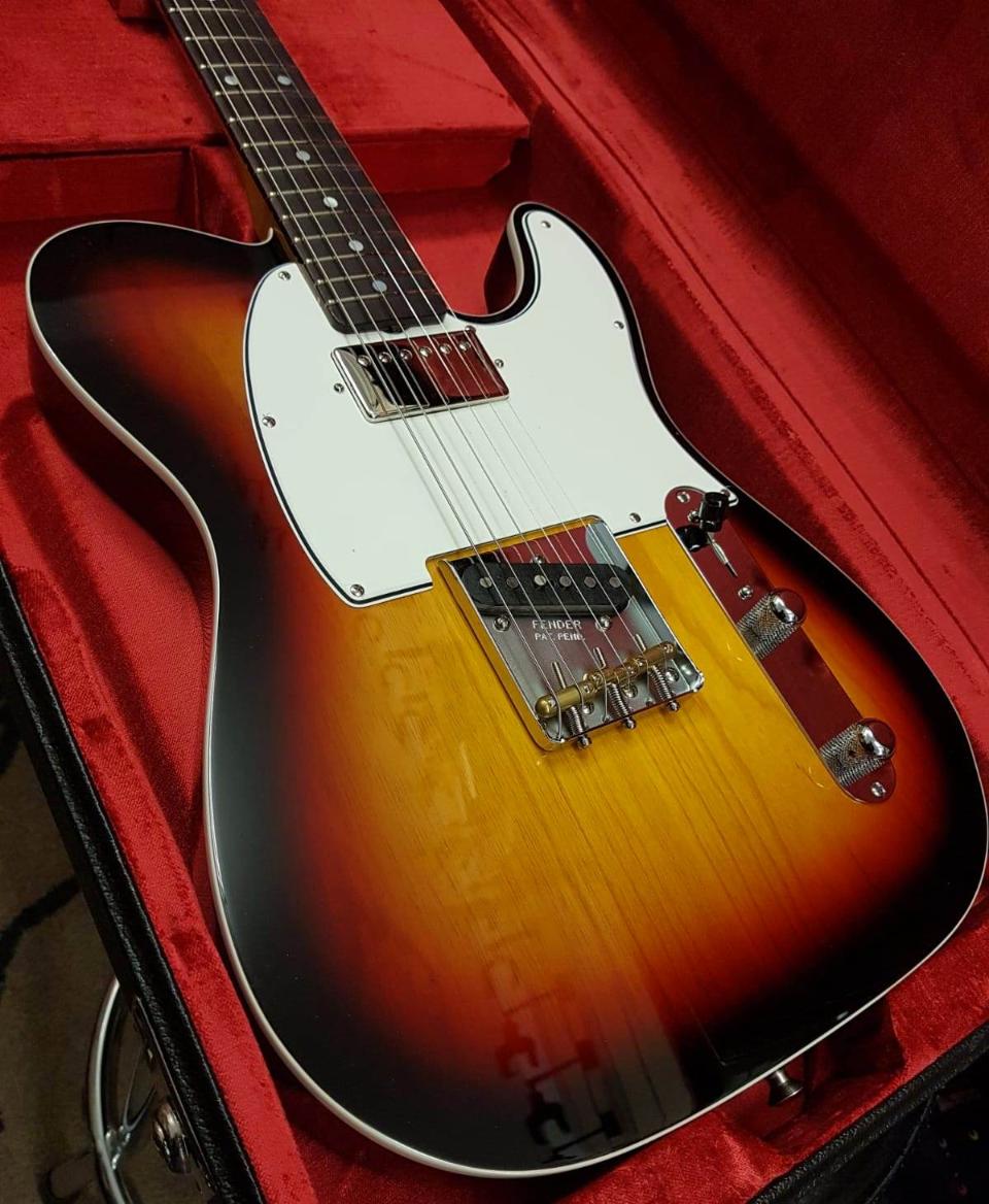 FENDER CUSTOM SHOP AMERICAN CUSTOM TELECASTER RW NOS BLEACHED 3-COLOR SUNBURST