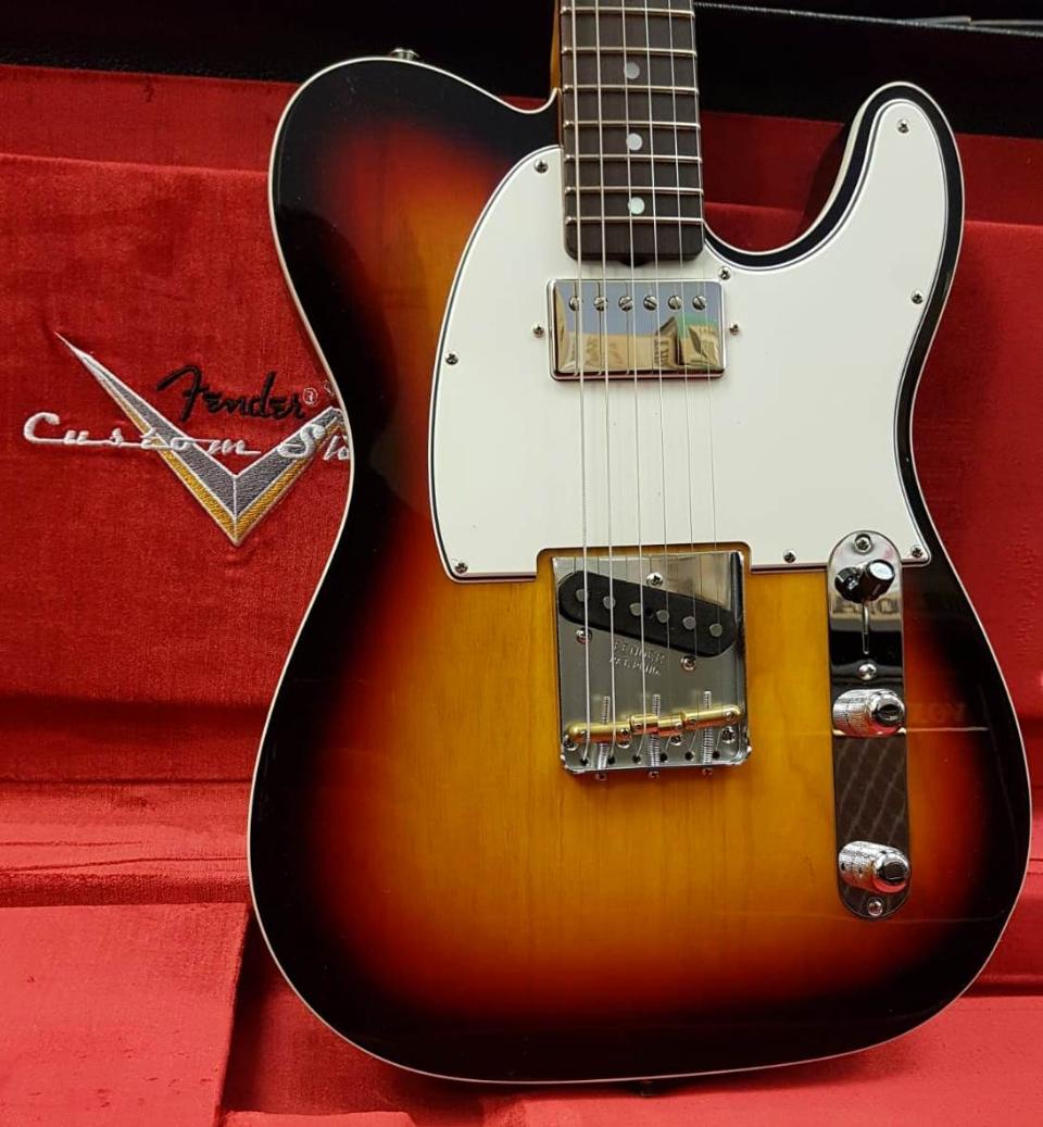 FENDER CUSTOM SHOP AMERICAN CUSTOM TELECASTER RW NOS BLEACHED 3-COLOR SUNBURST