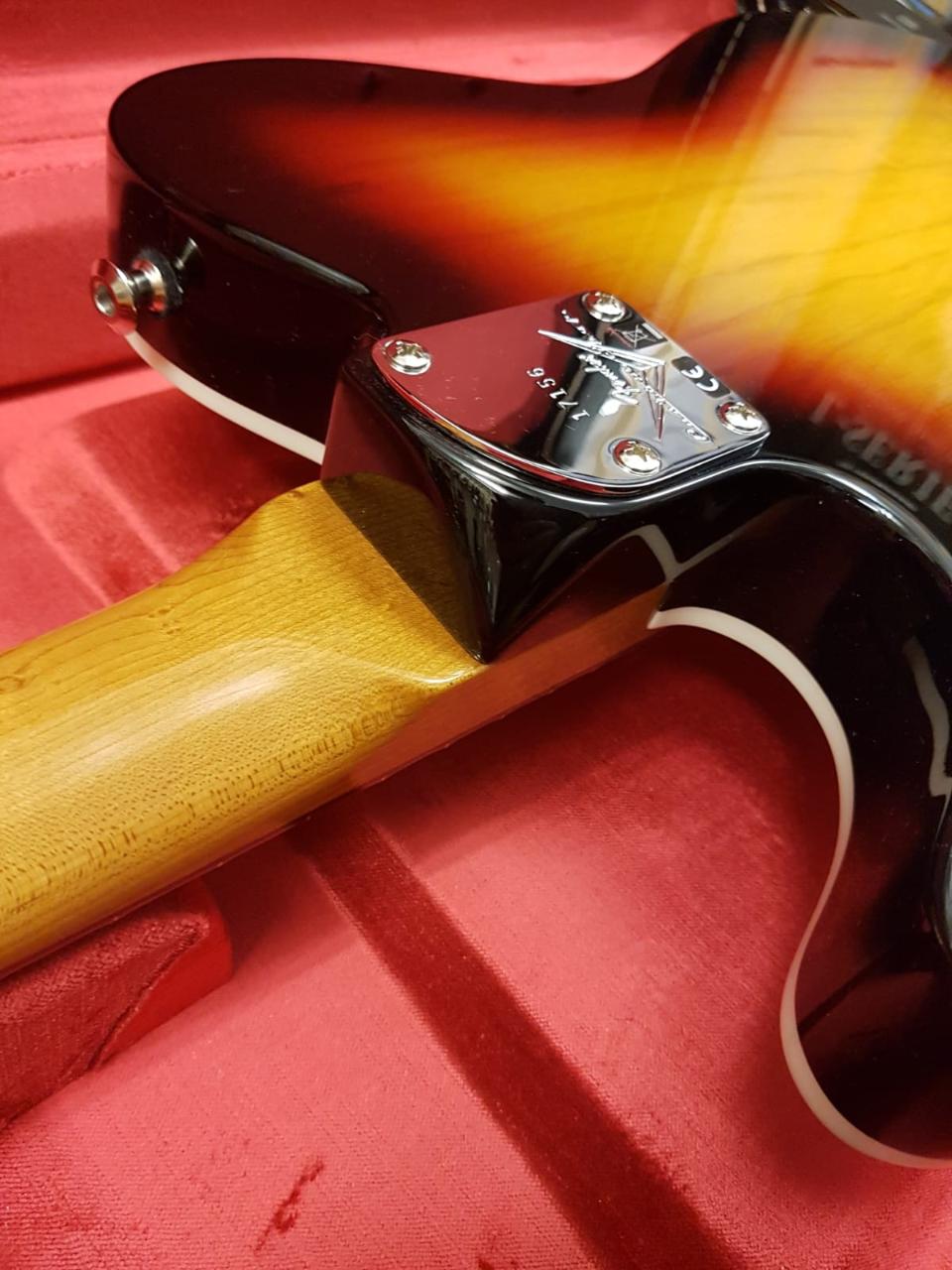 FENDER CUSTOM SHOP AMERICAN CUSTOM TELECASTER RW NOS BLEACHED 3-COLOR SUNBURST