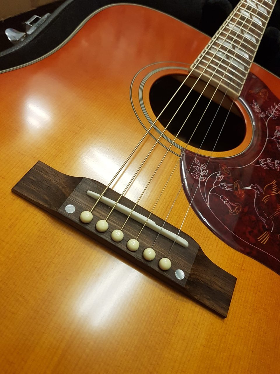 EPIPHONE MASTERBILT HUMMINGBIRD INSPIRED BY GIBSON  AGED CHERRY SUNBURST GLOSS