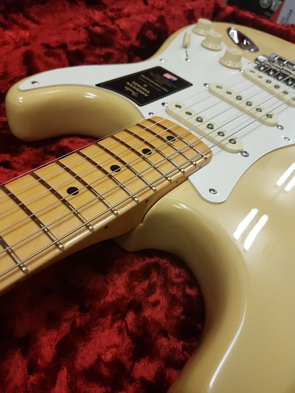 FENDER AMERICAN VINTAGE II 1957 STRATOCASTER MN VINTAGE BLONDE