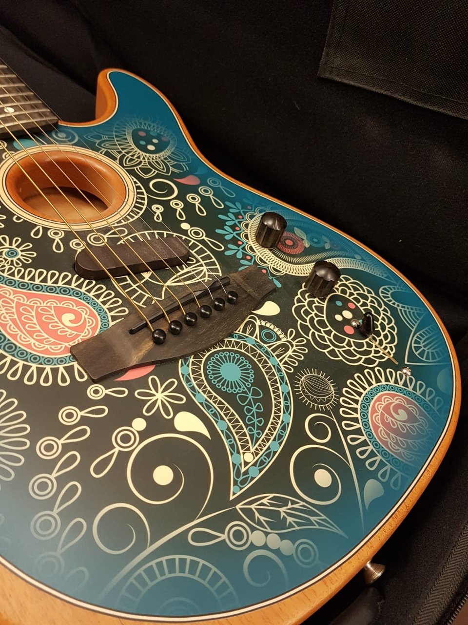 FENDER LIMITED EDITION AMERICAN ACOUSTASONIC TELECASTER BLUE PAISLEY