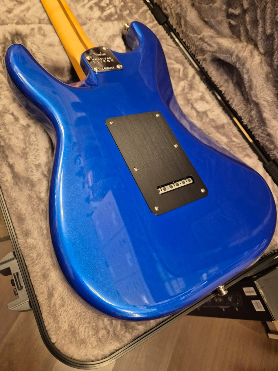 FENDER AMERICAN ULTRA II STRATOCASTER EB HSS NOBLE BLUE