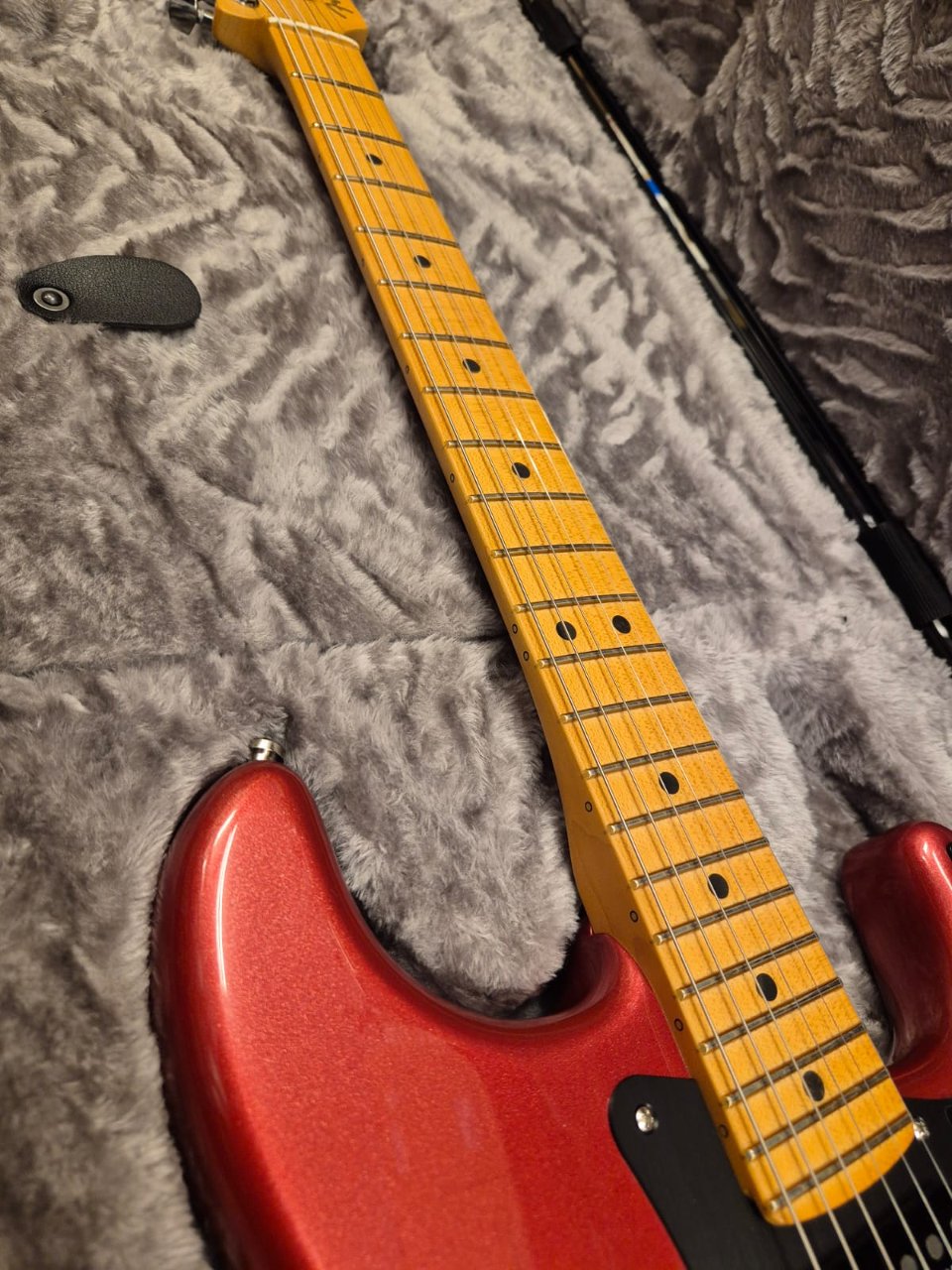 FENDER AMERICAN ULTRA II STRATOCASTER MN HSS SINISTER RED