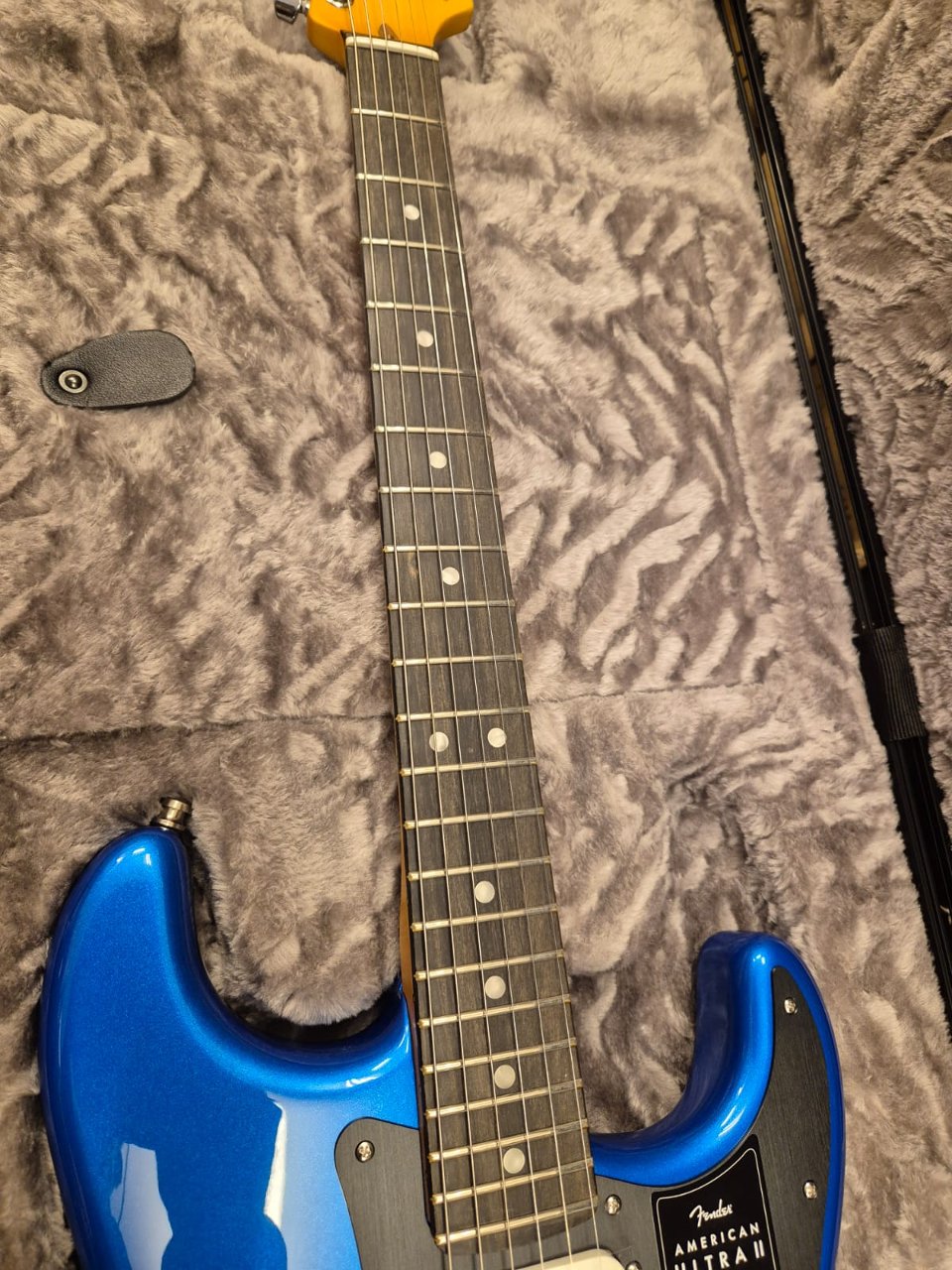 FENDER AMERICAN ULTRA II STRATOCASTER EB HSS NOBLE BLUE