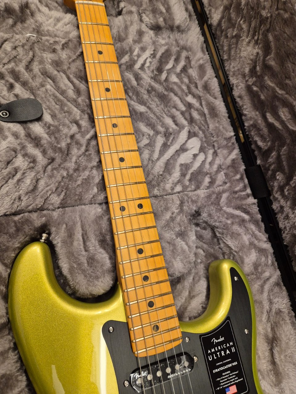 FENDER AMERICAN ULTRA II STRATOCASTER MN HSS SOLAR FLARE