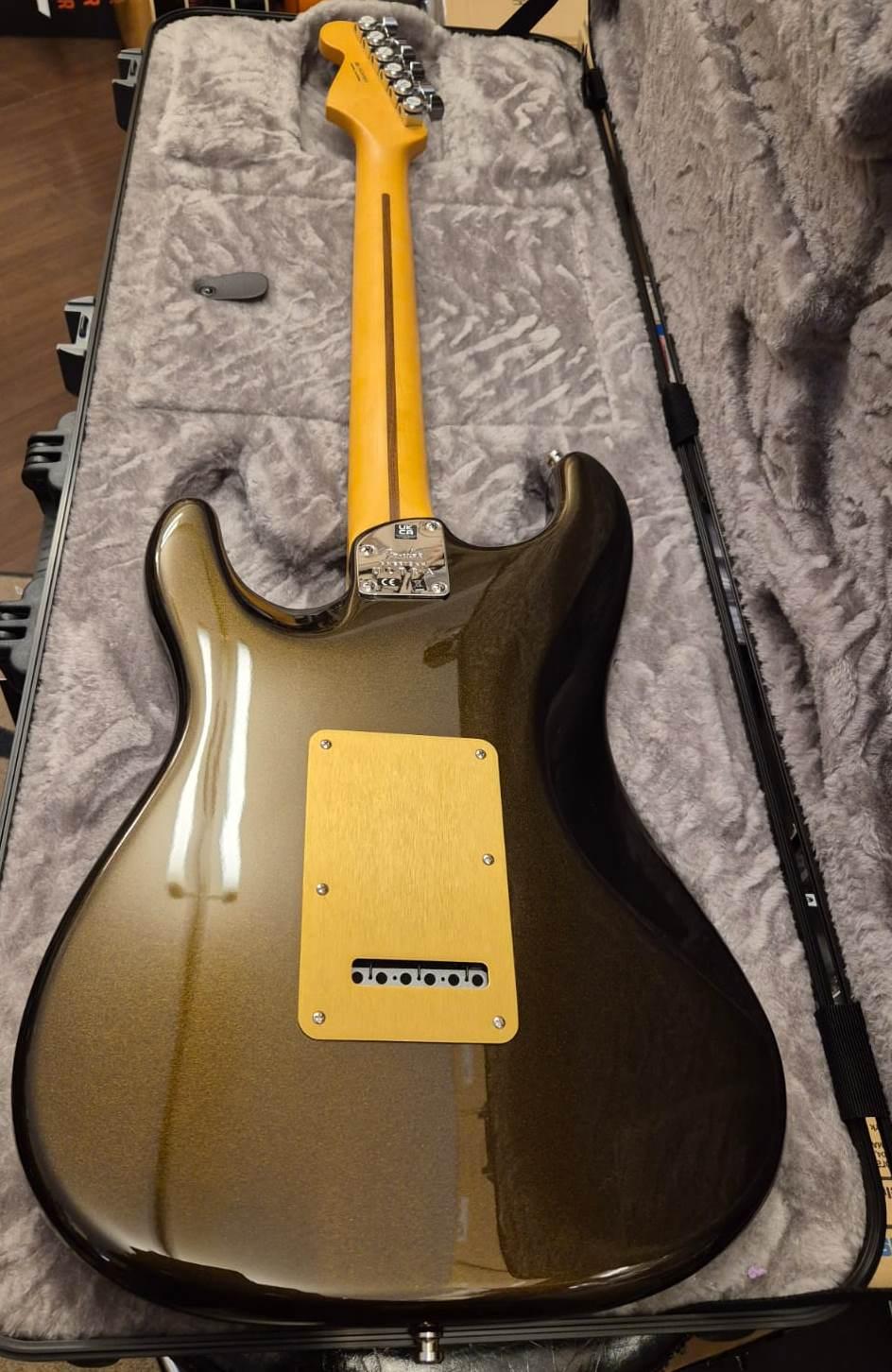FENDER AMERICAN ULTRA STRATOCASTER HSS MN TEXAS TEA