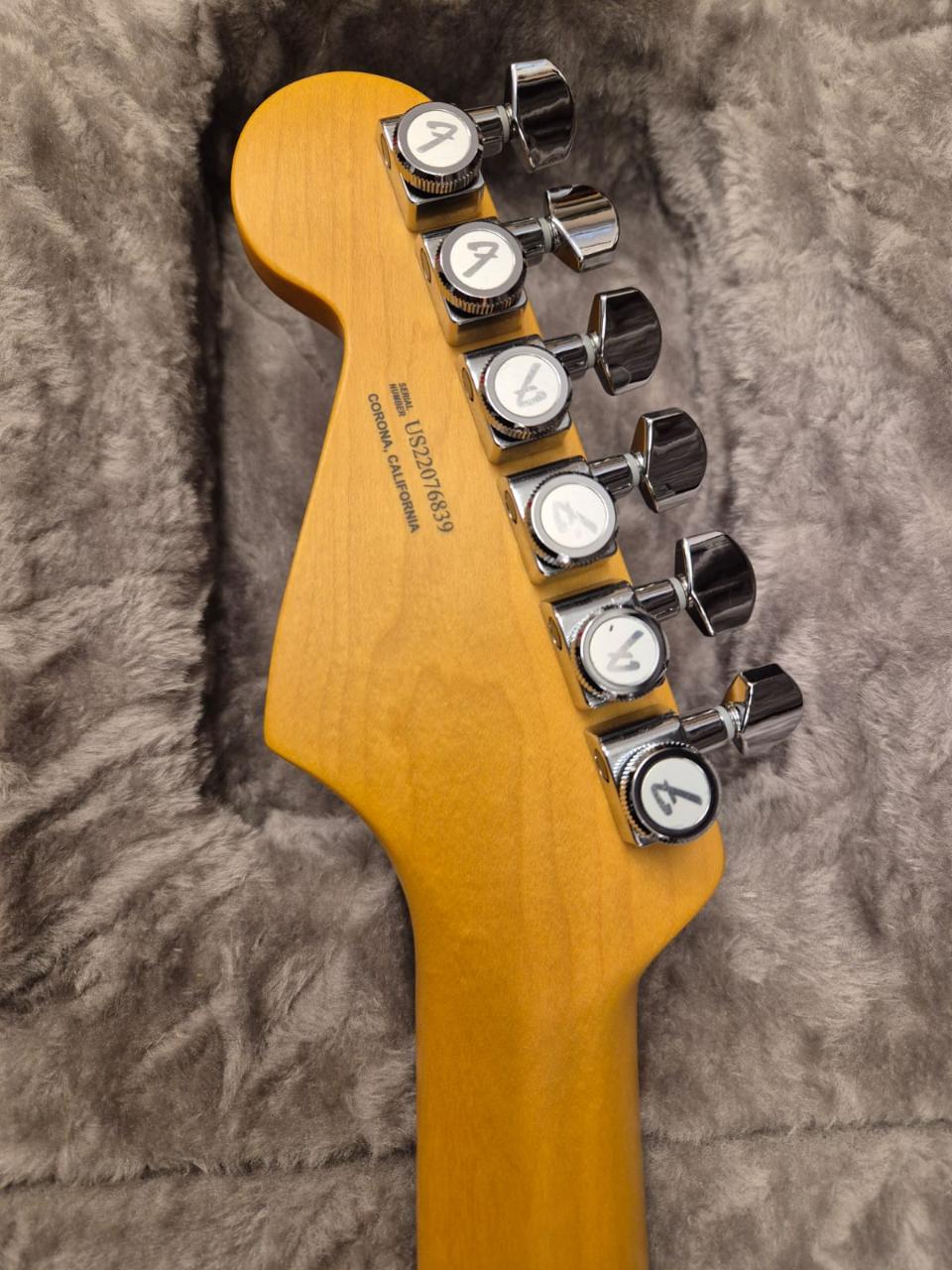 FENDER AMERICAN ULTRA STRATOCASTER HSS MN TEXAS TEA