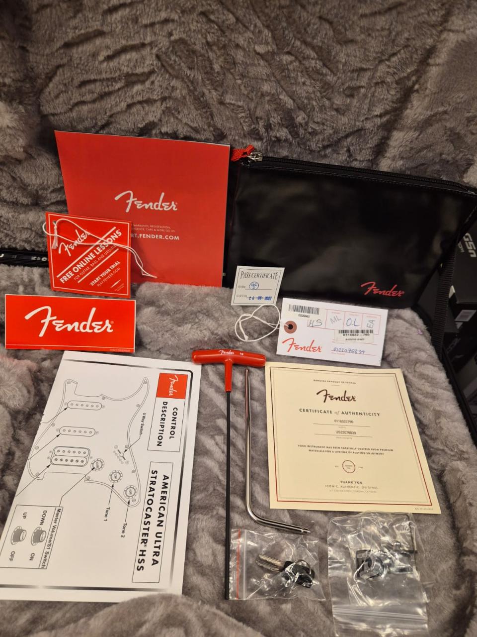 FENDER AMERICAN ULTRA STRATOCASTER HSS MN TEXAS TEA
