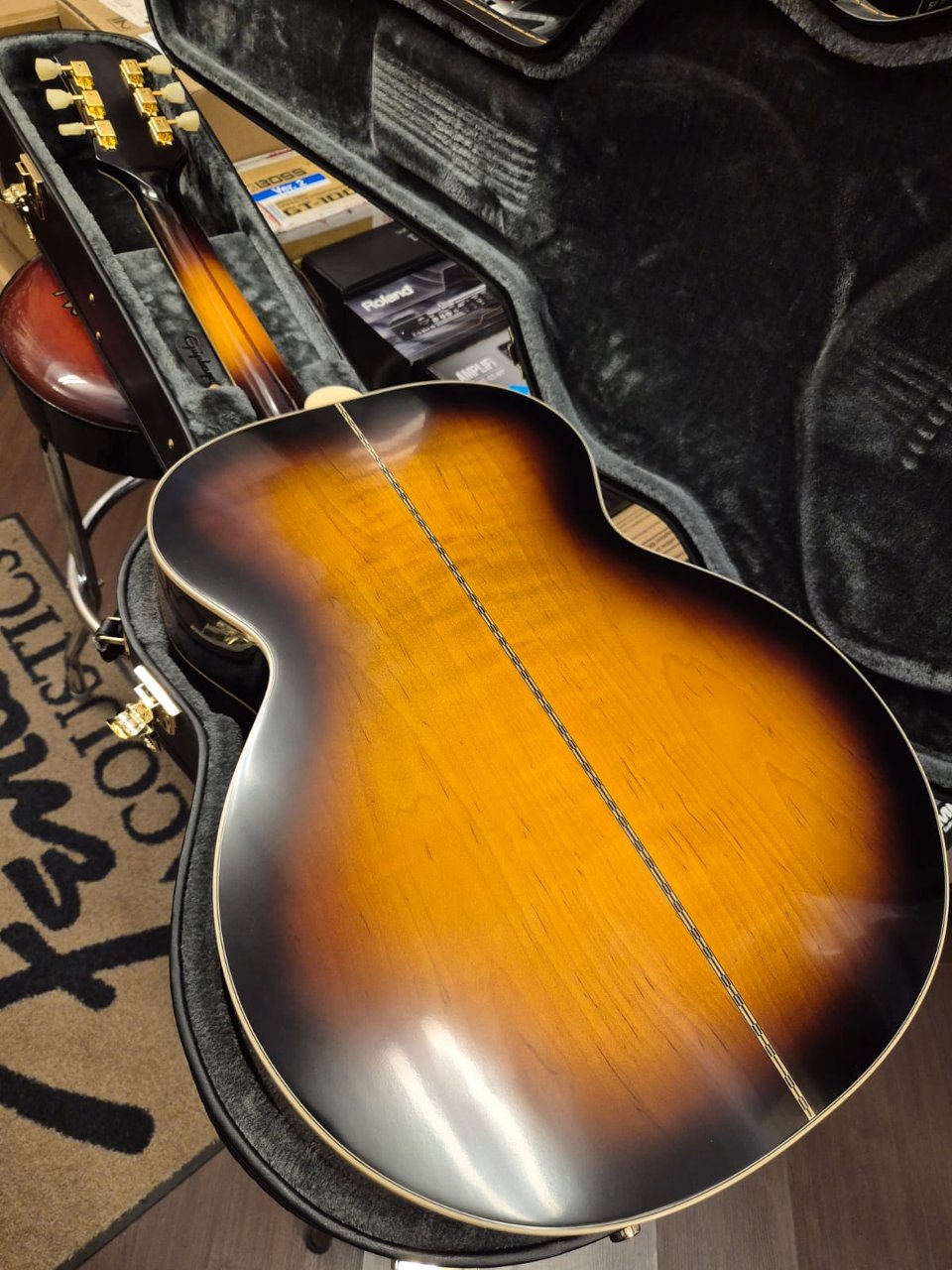 EPIPHONE INSPIRED BY GIBSON J200 CON ASTUCCIO ORIGINALE