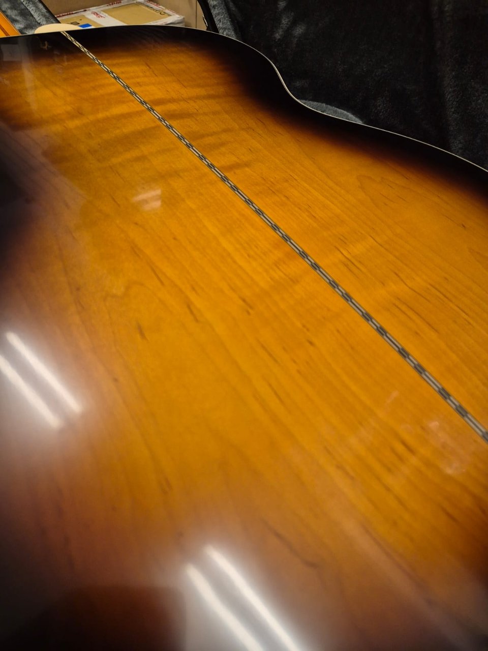 EPIPHONE INSPIRED BY GIBSON J200 CON ASTUCCIO ORIGINALE