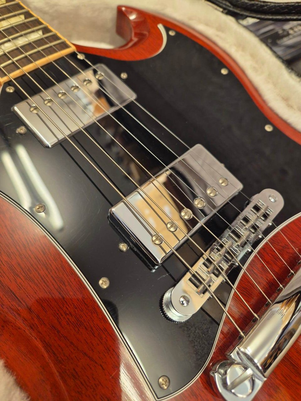 GIBSON SG STANDARD HERITAGE CHERRY