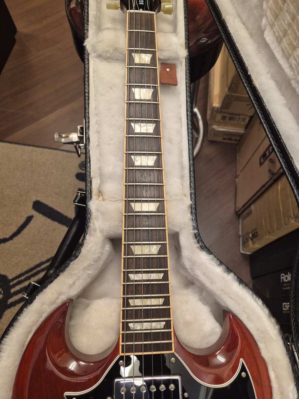 GIBSON SG STANDARD HERITAGE CHERRY