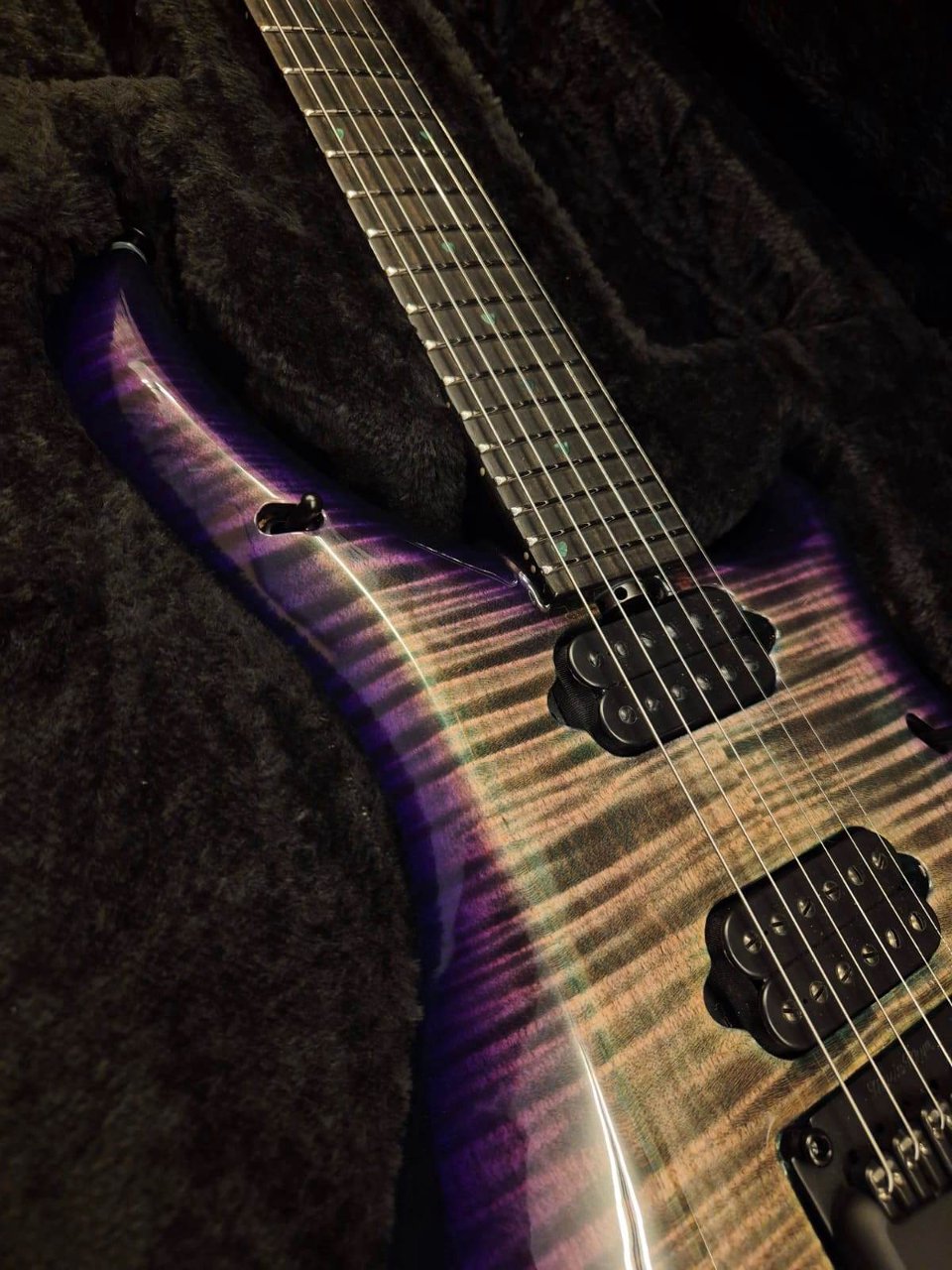 Music Man Majesty Crystal Amethyst Limited Edition 2023 N.46/125 Petrucci Signature Flame Maple Top
