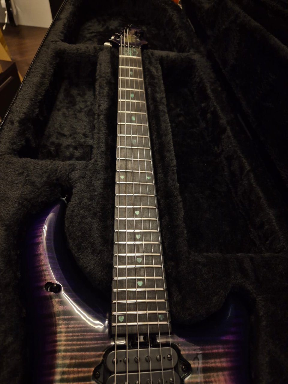Music Man Majesty Crystal Amethyst Limited Edition 2023 N.46/125 Petrucci Signature Flame Maple Top
