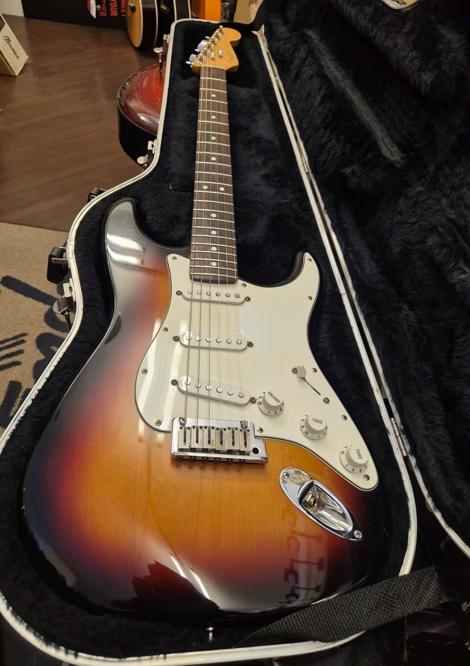 FENDER AMERICAN STANDARD STRATOCASTER SUNBURST 1998