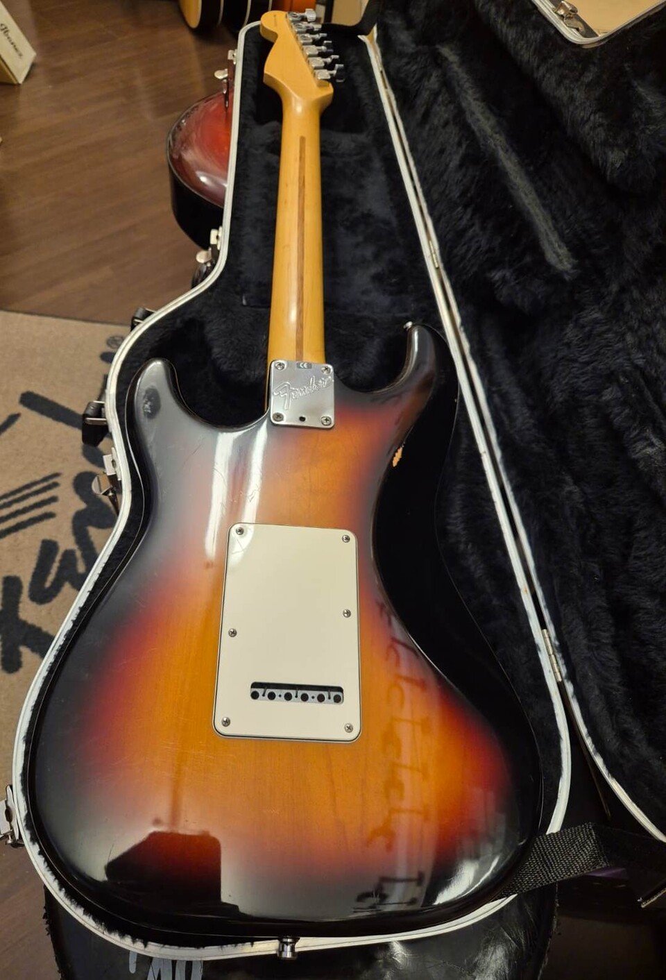 FENDER AMERICAN STANDARD STRATOCASTER SUNBURST 1998