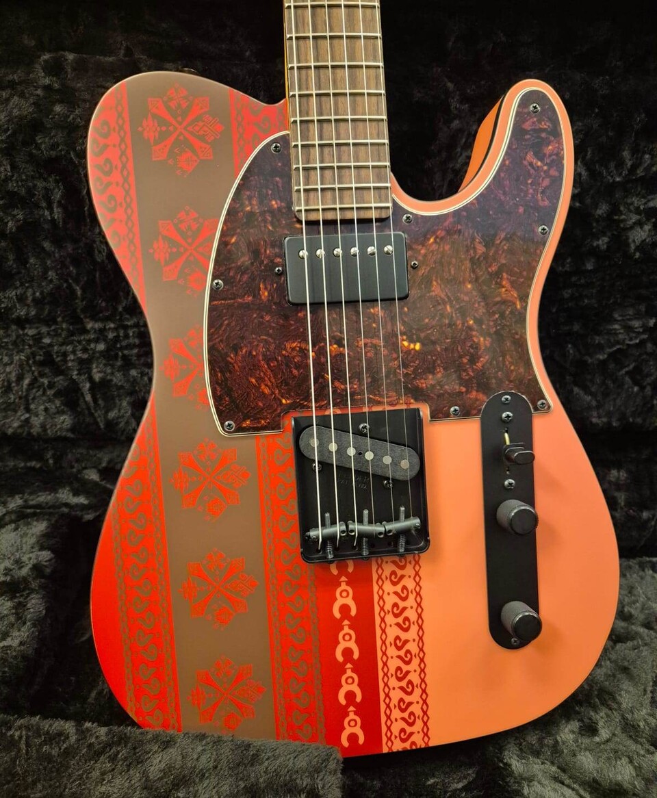 FENDER MONSTER HUNTER TELECASTER MJ RW RATHALOS RED LIMITED EDITION
