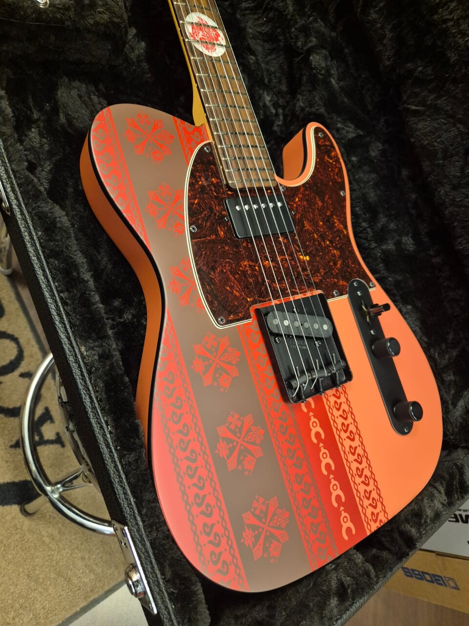FENDER MONSTER HUNTER TELECASTER MJ RW RATHALOS RED LIMITED EDITION
