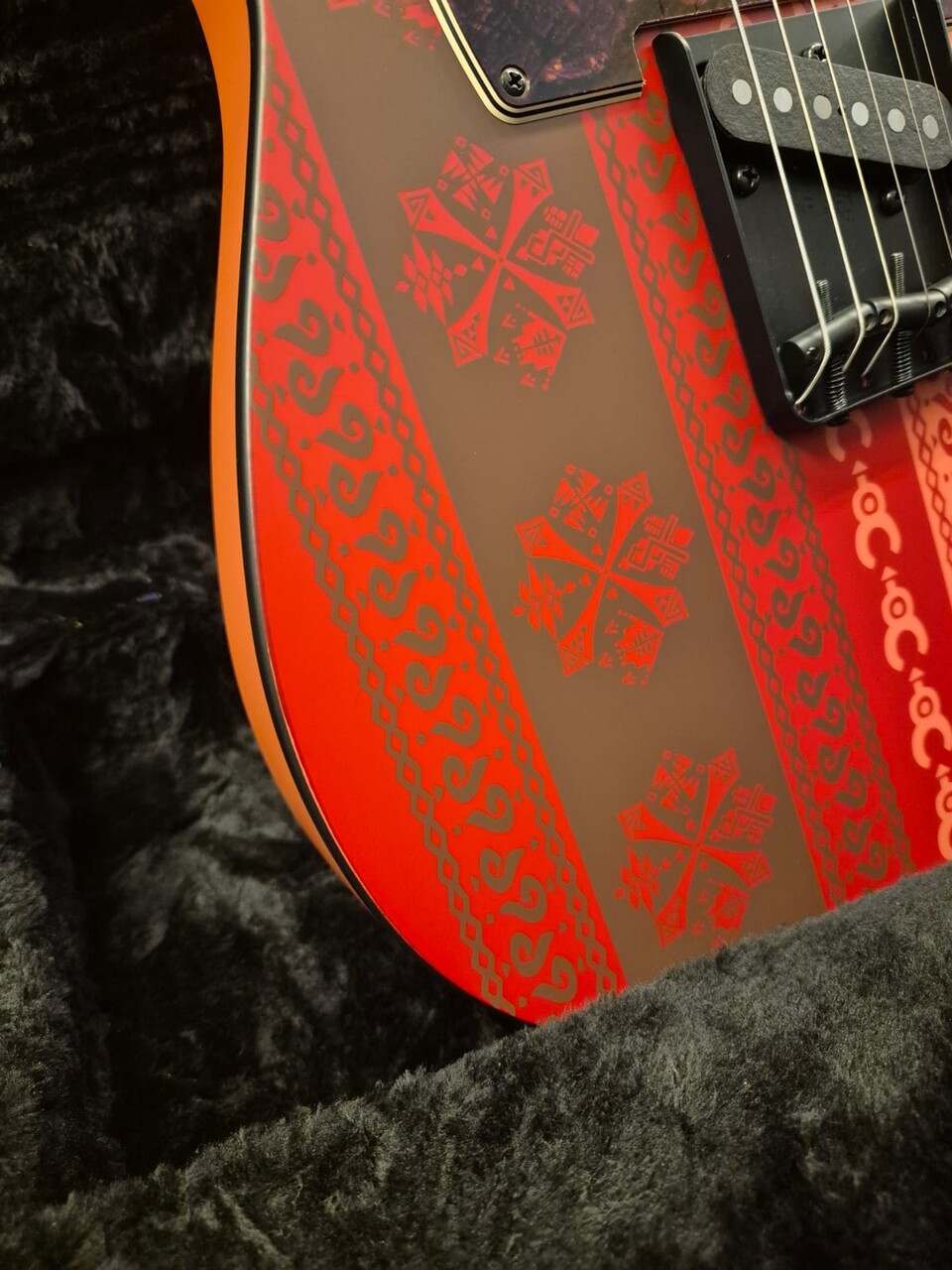 FENDER MONSTER HUNTER TELECASTER MJ RW RATHALOS RED LIMITED EDITION