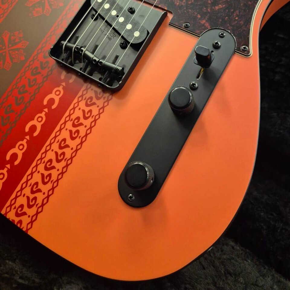 FENDER MONSTER HUNTER TELECASTER MJ RW RATHALOS RED LIMITED EDITION