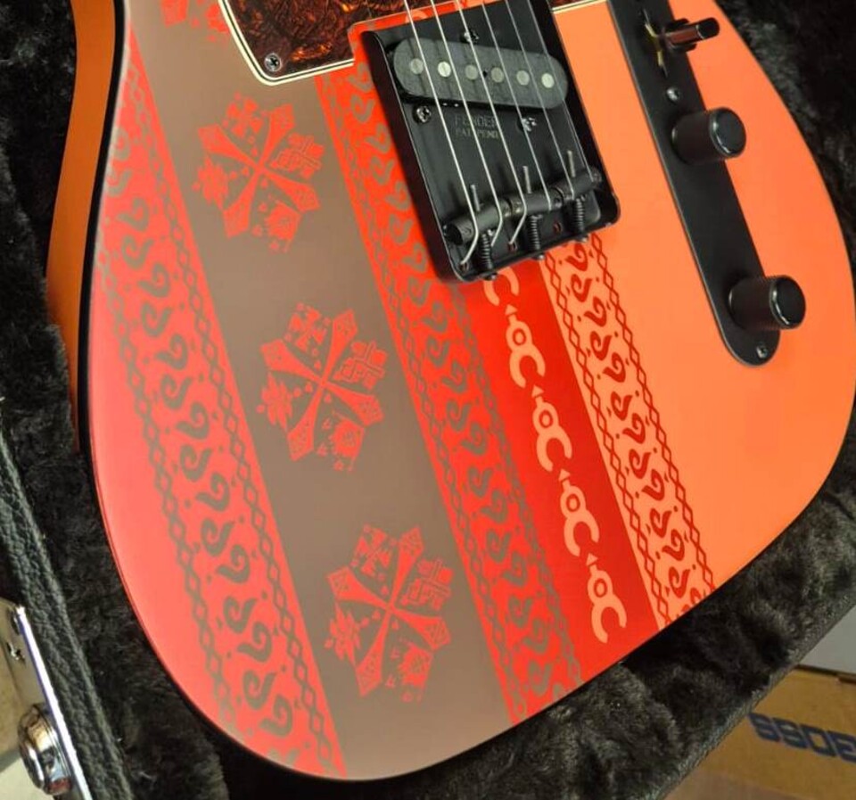 FENDER MONSTER HUNTER TELECASTER MJ RW RATHALOS RED LIMITED EDITION