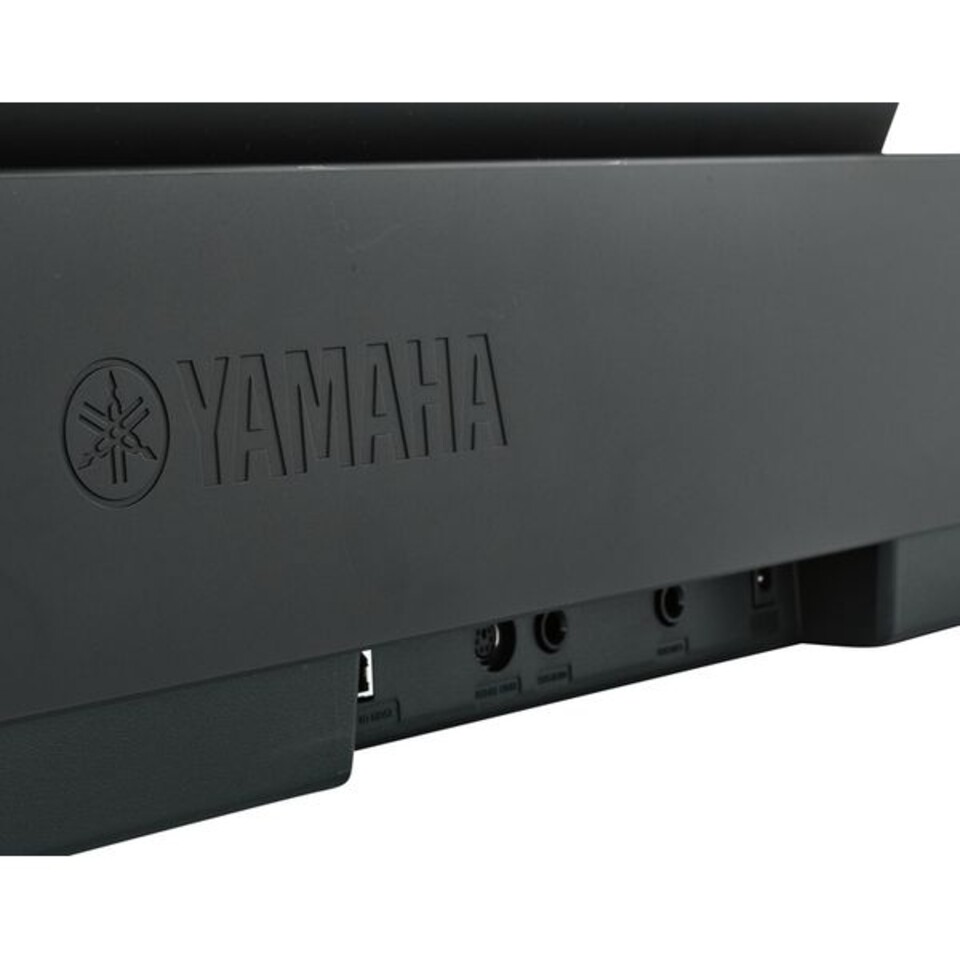 YAMAHA P145BT BUNDLE