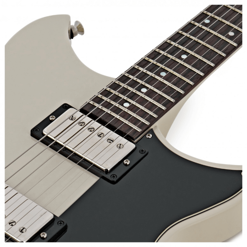 YAMAHA REVSTAR ELEMENT RSE20 VINTAGE WHITE